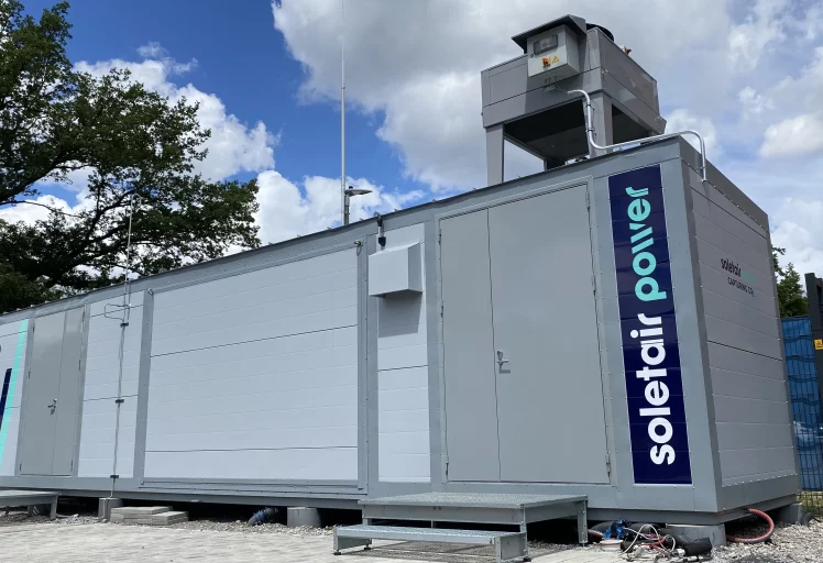 CO2 removal machine