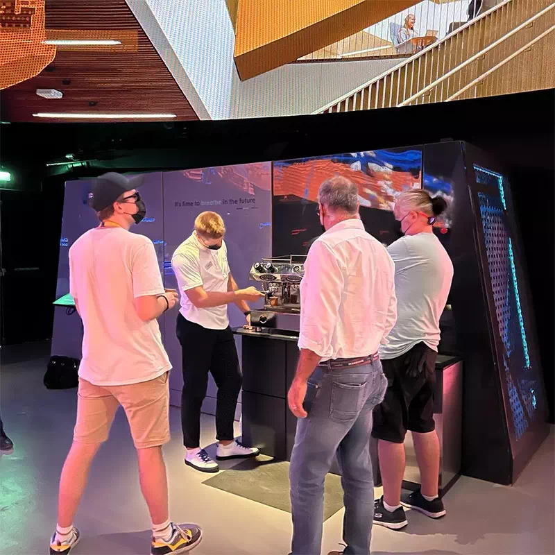 Soletair-Power-demonstrating-making-fuel-out-of-thin-air-at-the-Finland-Pavilion-at-Expo-2020-Dubai